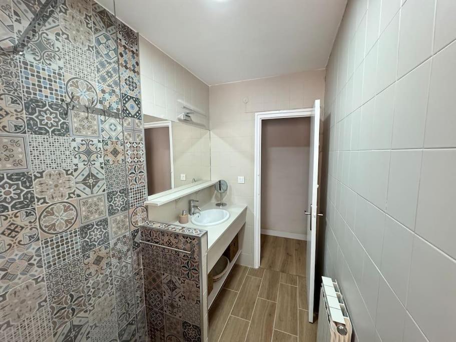 En A 3' De La Catedral - Vut-le1157 Leon